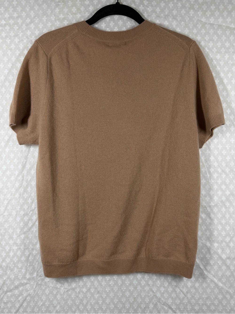 Quince NWT Tan Mongolian Cashmere Short Sleeve Sweater Top - Picture 7 of 7